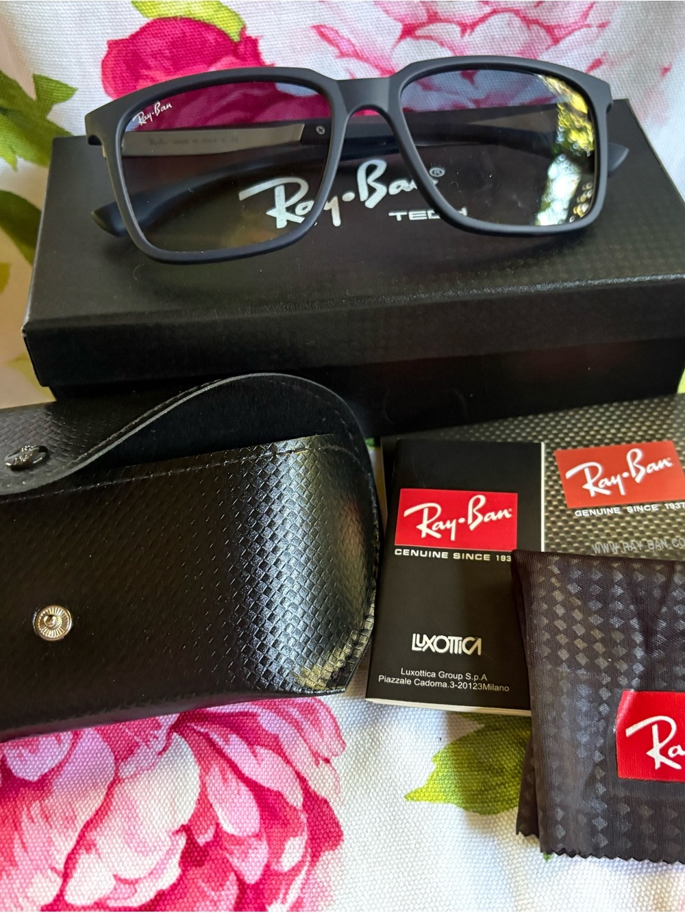 NEW Ray-Ban RB4614 Sunglasses Black/Gradient Complete Box Set - Never Used